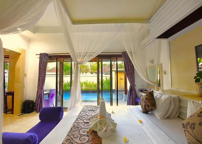 Private Pool In Kuta Villa *