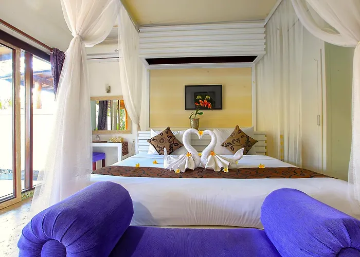 Villa Private Pool In Kuta