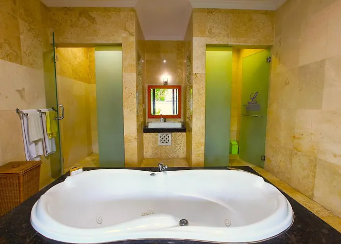 Private Pool In Kuta